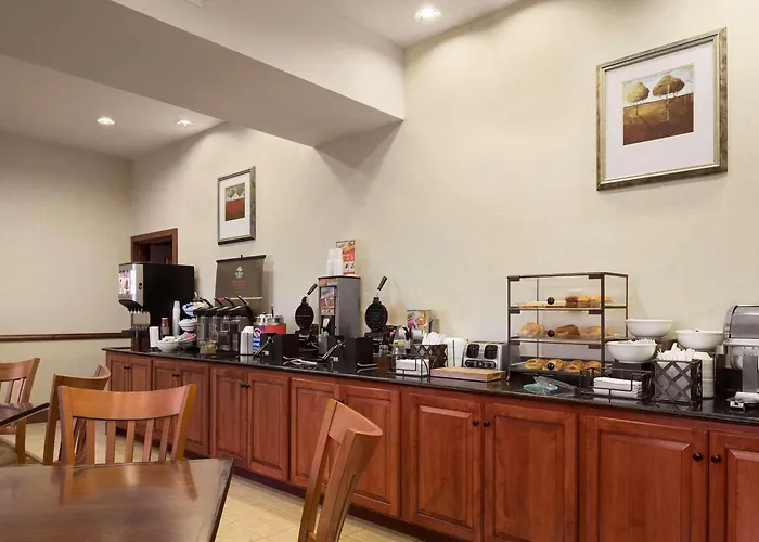 Country Inn & Suites By Radisson, Crestview, Fl